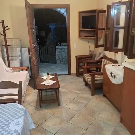 Avgonima Family'S Rooms Grandfather Michalis מראה חיצוני תמונה